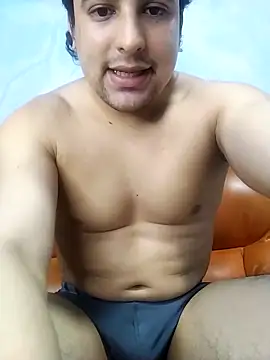 Snapshot of AxelWhitte chatting on February 23, 2026, 6:05 pm AxelWhitte online show from February 23, 2026, 6:05 pm