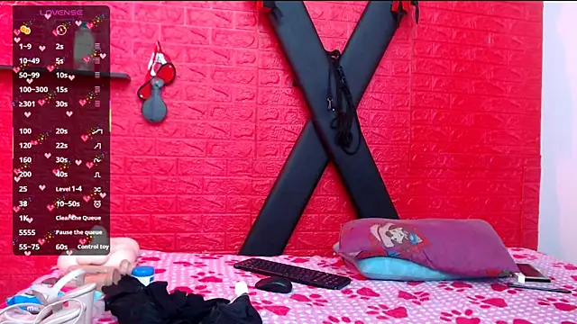 Snapshot of juliette18rose chatting on March 2, 2026, 8:04 pm juliette18rose online show from March 2, 2026, 8:04 pm