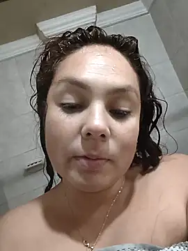 Snapshot of HannaRose- chatting on February 7, 2026, 10:35 pm HannaRose- online show from February 7, 2026, 10:35 pm