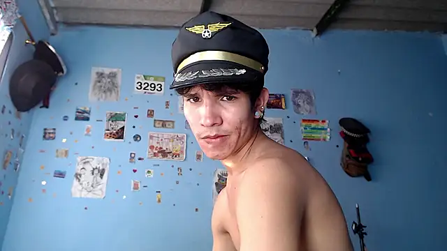 Lassuly2121 online show from January 17, 2026, 2:00 pm