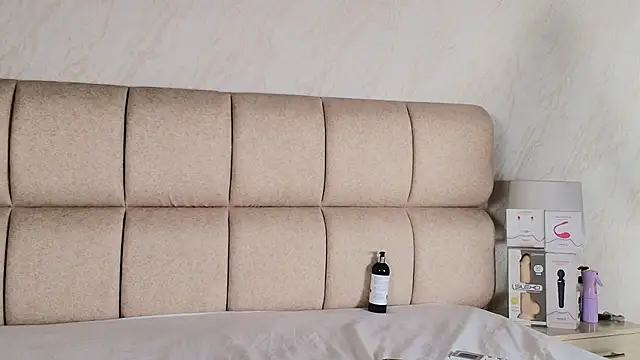 Hannahpretty- online show from March 18, 2026, 9:51 pm