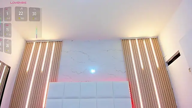 abril snow online show from February 2, 2026, 7:34 pm