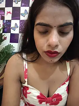 Snapshot of Alisha_Babyy chatting on July 6, 2026, 8:22 am Alisha Babyy online show from July 6, 2026, 8:22 am