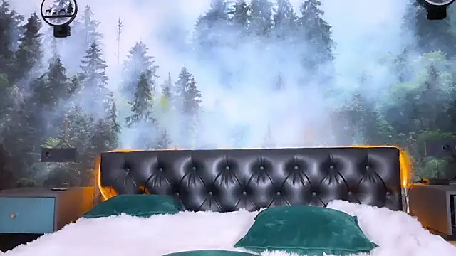 Eva StarXXXX online show from October 19, 2025, 9:37 pm