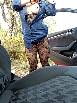 Snapshot of Starletx chatting on March 1, 2026, 12:07 pm Starletx online show from March 1, 2026, 12:07 pm