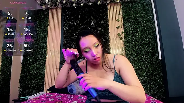 AmberAddamss online show from February 25, 2026, 1:10 pm