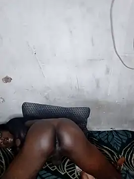 Chocolate Queenxx03 online show from February 25, 2026, 10:36 am