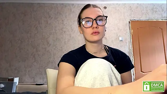 Jolievic online show from March 6, 2026, 10:12 am