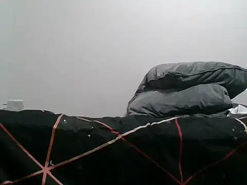 Snapshot of MRdxxx444 chatting on May 15, 2026, 5:09 pm MRdxxx444 online show from May 15, 2026, 5:09 pm