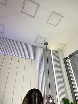 JuliaColemann online show from April 10, 2026, 11:59 am