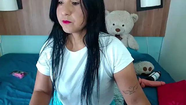 Miia Rosee  online show from February 17, 2026, 11:44 pm