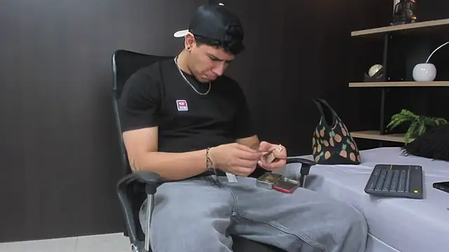 Tobias Vega online show from February 24, 2026, 5:55 pm