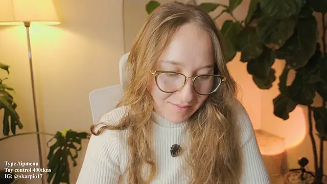 Snapshot of Scarlett_NoirMuse chatting on February 27, 2026, 2:22 am Scarlett NoirMuse online show from February 27, 2026, 2:22 am