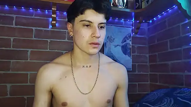 Snapshot of PaulDamico chatting on February 5, 2026, 4:44 pm PaulDamico online show from February 5, 2026, 4:44 pm