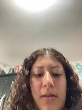 Snapshot of lizzy_luminair chatting on February 2, 2026, 5:11 pm lizzy luminair online show from February 2, 2026, 5:11 pm