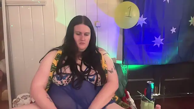 xopeachybaby online show from July 16, 2026, 12:27 am