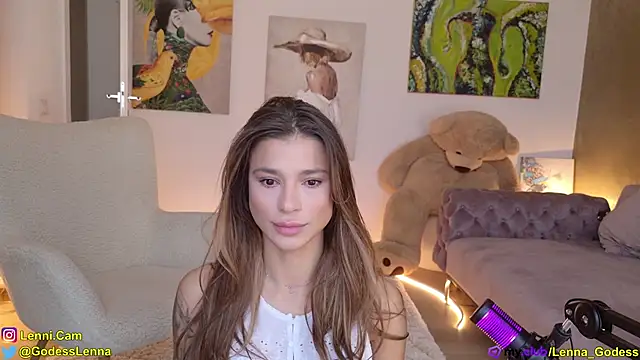 Lenna Godess online show from February 7, 2025, 6:45 am