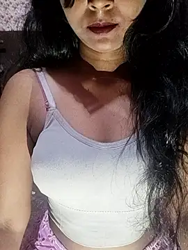 Ayesha Khan1 online show from April 24, 2026, 12:40 pm