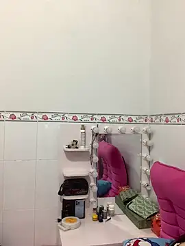 Nana-mup online show from February 15, 2026, 4:03 pm