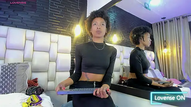 Afrodita Greenn online show from February 20, 2026, 3:47 am