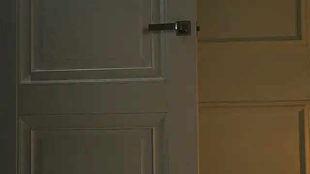 Ilona Hariss online show from April 18, 2026, 7:07 pm