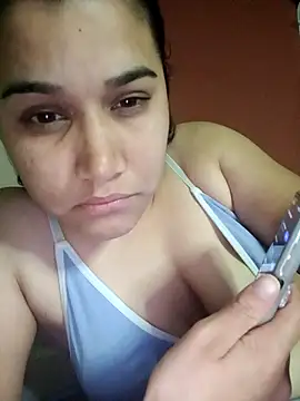 danagon16 online show from February 2, 2026, 4:11 am