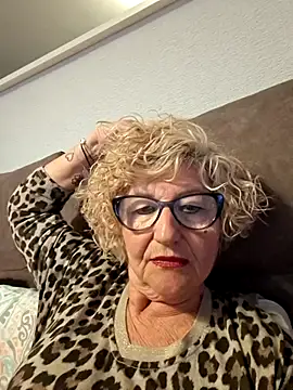 rosasuso online show from April 5, 2026, 6:38 pm