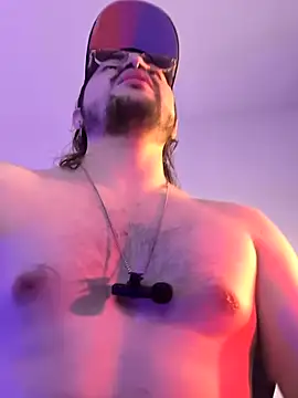 Derek Vow online show from February 10, 2026, 8:13 pm