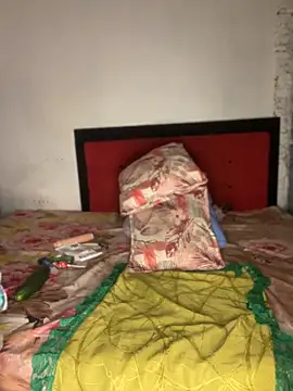 Iam AlexandraRey online show from April 15, 2026, 5:25 am