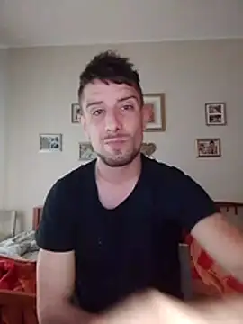 Mcsimotoro online show from April 23, 2026, 5:37 pm