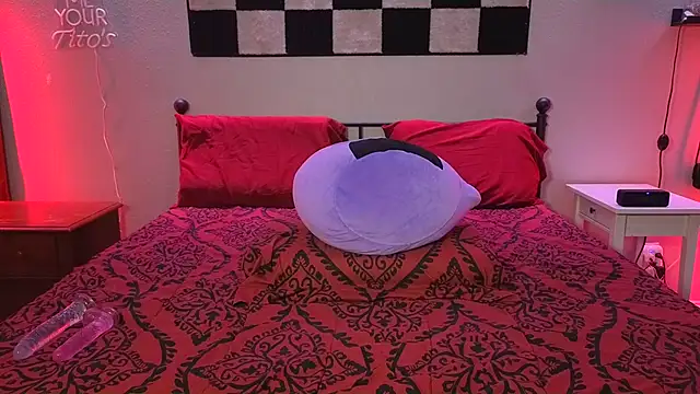 DakotaCharm online show from April 18, 2026, 12:58 am