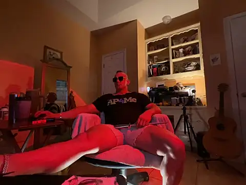 daddydonkey84 online show from June 4, 2026, 5:24 am