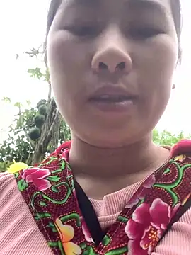 patry33 online show from March 17, 2026, 2:49 am