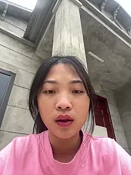 Snapshot of Lyn-be99 chatting on March 4, 2026, 9:59 am Lyn-be99 online show from March 4, 2026, 9:59 am