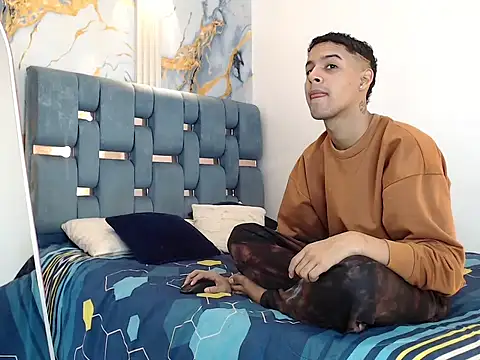 Snapshot of Sexy_boys_hell2 chatting on January 19, 2026, 1:37 pm Sexy boys hell2 online show from January 19, 2026, 1:37 pm