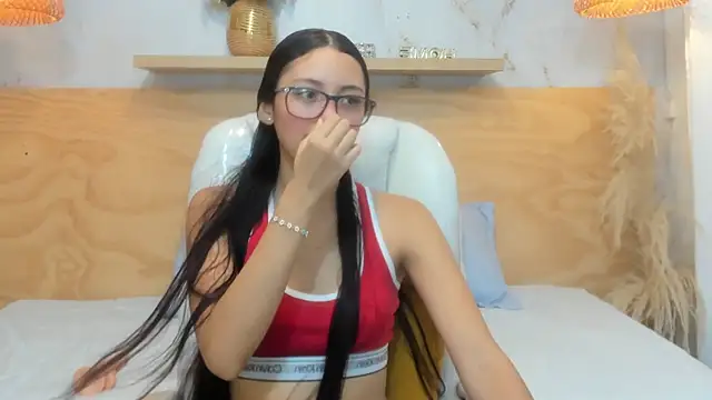 Snapshot of Lasira_Thill chatting on February 13, 2026, 12:12 pm Lasira Thill online show from February 13, 2026, 12:12 pm