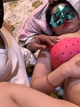 chublady online show from March 17, 2026, 4:39 am