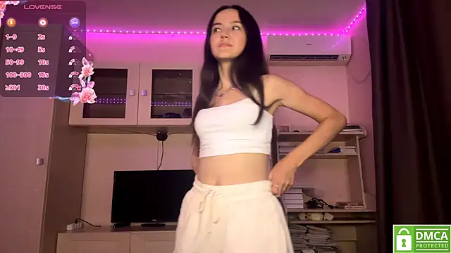Kiaicatie online show from July 16, 2026, 2:56 pm