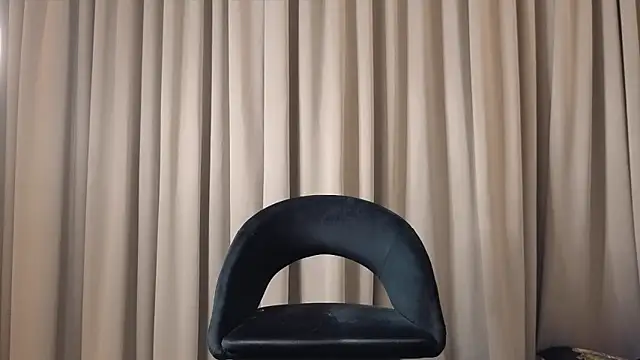 Blazelakocainaxxx online show from April 24, 2026, 2:41 pm