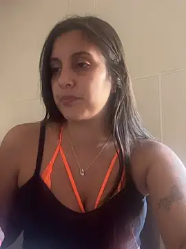 Snapshot of Jimena_luvv chatting on February 6, 2026, 6:55 pm Jimena luvv online show from February 6, 2026, 6:55 pm