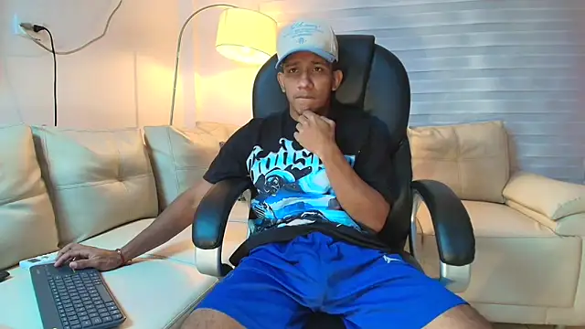 ricky spensar23cm  online show from April 10, 2026, 1:55 am