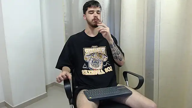 Snapshot of joseh0se chatting on February 27, 2026, 3:28 am joseh0se online show from February 27, 2026, 3:28 am