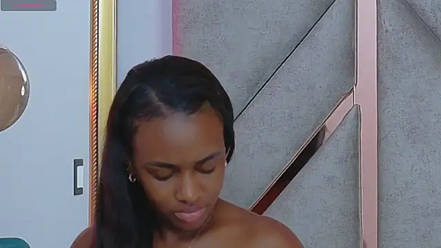 Snapshot of Sally-Noa chatting on March 13, 2026, 1:29 pm Sally-Noa online show from March 13, 2026, 1:29 pm