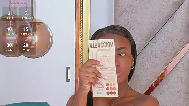 Snapshot of Sally-Noa chatting on March 18, 2026, 3:26 pm Sally-Noa online show from March 18, 2026, 3:26 pm