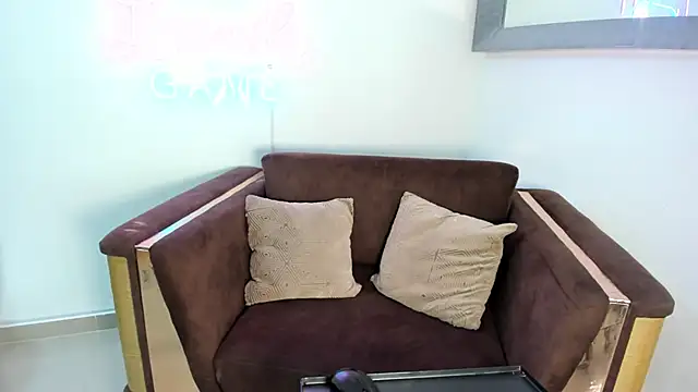 Snapshot of Rpoolrboy chatting on February 12, 2026, 7:42 pm Rpoolrboy online show from February 12, 2026, 7:42 pm