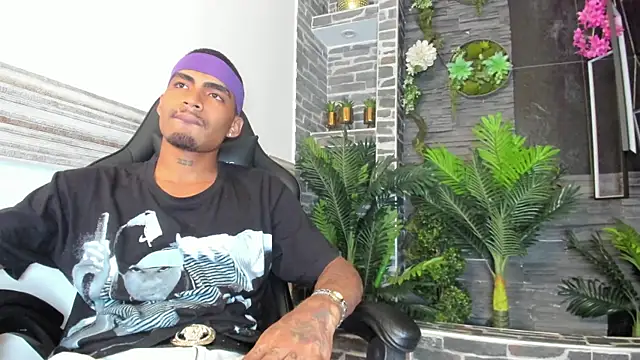 Snapshot of Rpoolrboy chatting on March 26, 2026, 4:18 am Rpoolrboy online show from March 26, 2026, 4:18 am