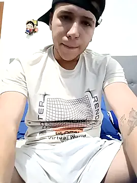 Snapshot of Andrew18ramirez chatting on February 11, 2026, 4:28 am Andrew18ramirez online show from February 11, 2026, 4:28 am