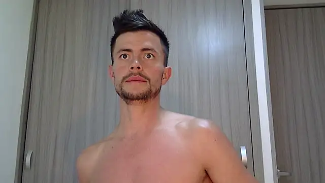 Snapshot of jordan_fox chatting on February 5, 2026, 8:02 pm jordan fox online show from February 5, 2026, 8:02 pm