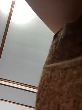 Puka2001 online show from February 17, 2026, 5:08 pm