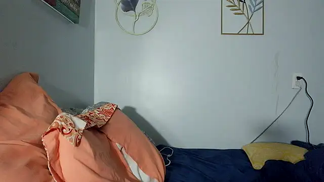 starandsky online show from April 23, 2026, 4:24 am